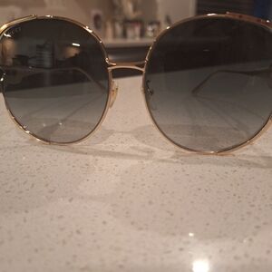 Gucci Sunshades